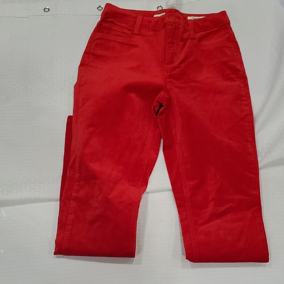 Nwot Jones New York Bold Red Velvet Feel Jeans - Picture 12 of 12